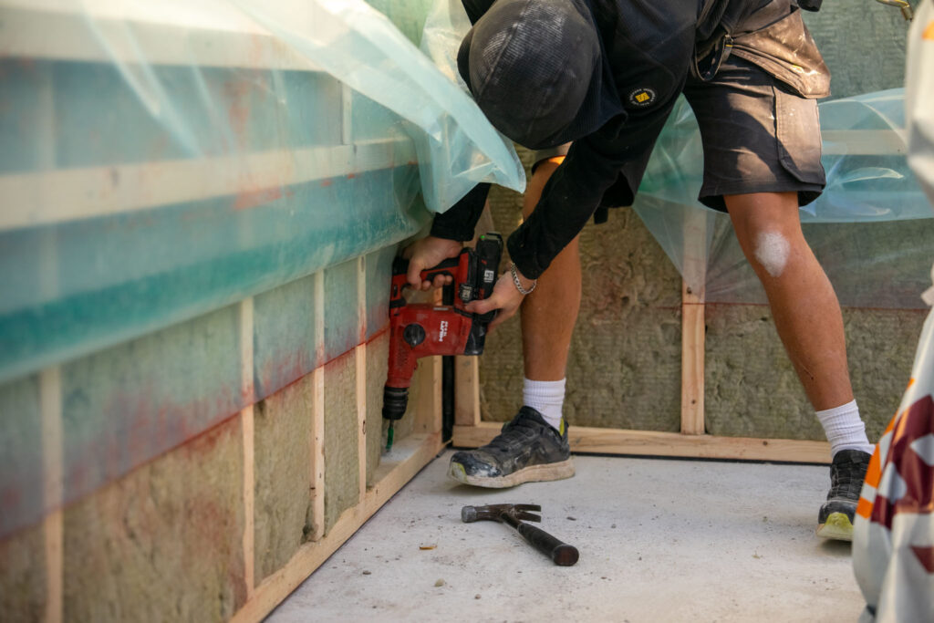 Modern-badrumsrenovering-motala-kakel-ankarberg-bygg